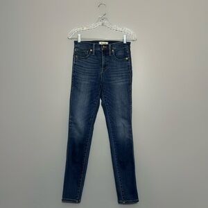 EUC Madewell 10” High Rise Dark Wash Skinny Jean Size 25